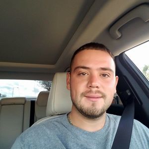 Meet your Posher, Eli